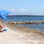 With Swimming Pool Novigrad - 7078 Novigrad Istria
