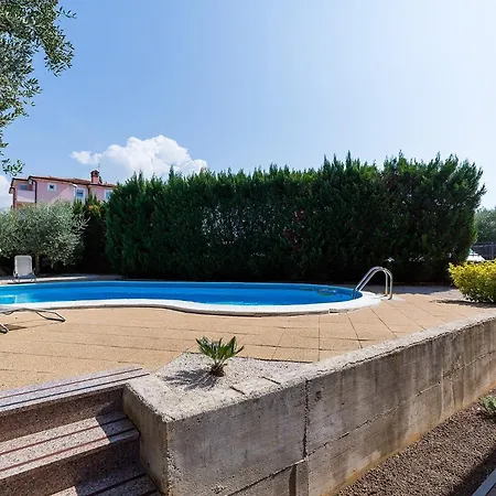 With Swimming Pool Novigrad - 7078 *